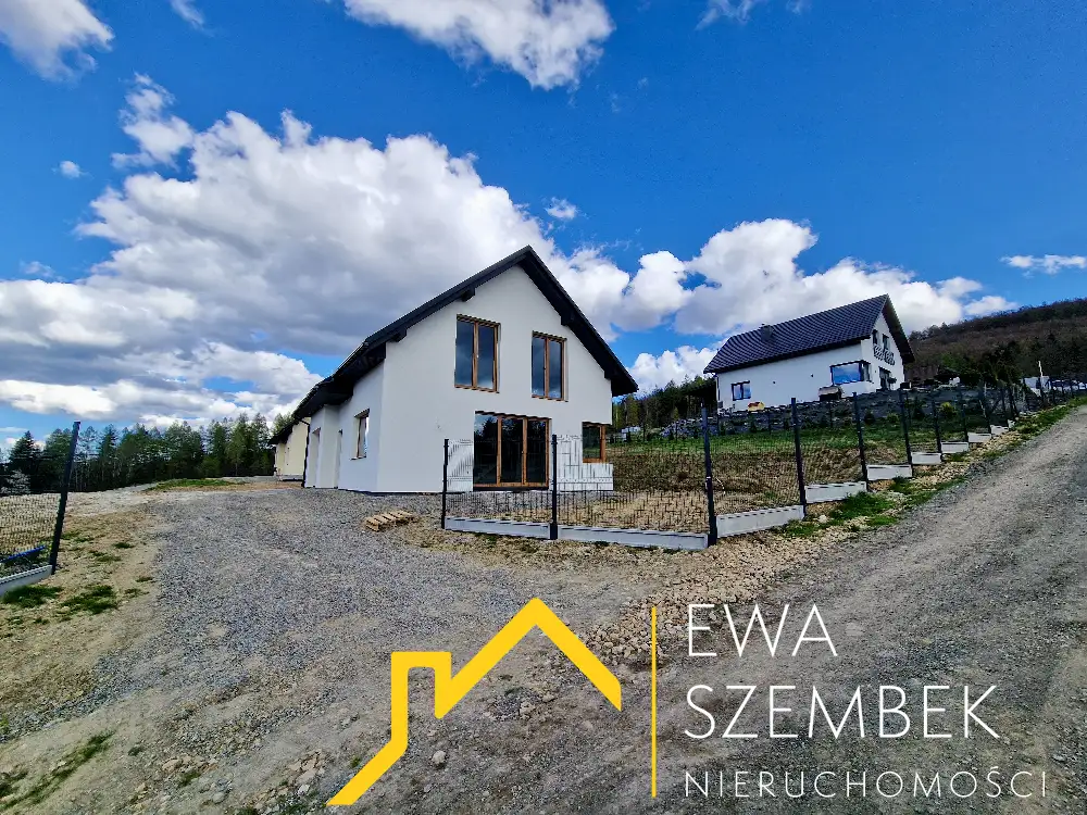 Dom w stanie deweloperskim w rejonie Zawoi - Dom w górach na sprzedaż