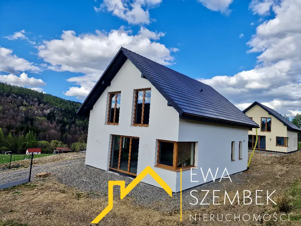 Dom w stanie deweloperskim w rejonie Zawoi - Dom w górach na sprzedaż