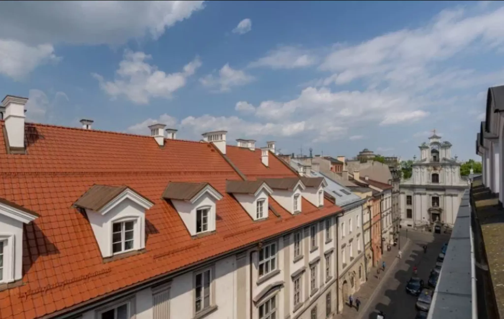 Apartament w zabytkowej kamienicy z  50 m tarasem z widokiem na Kościół Mariacki - Mieszkanie na sprzedaż Kraków