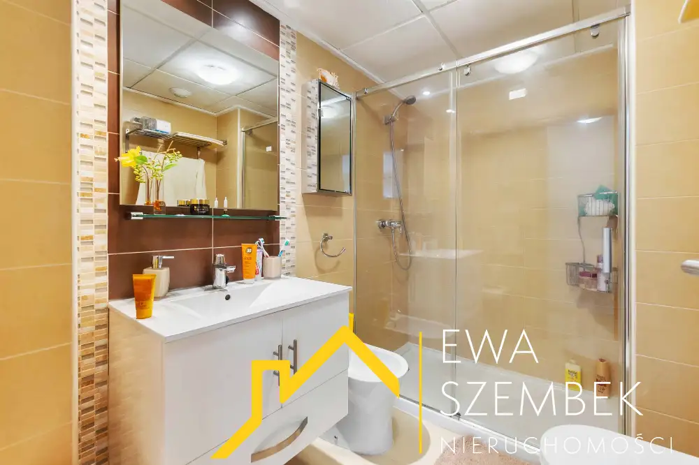 APARTAMENT Z BASENEM, 200M OD PLAŻY W LA MATA - Mieszkanie na sprzedaż