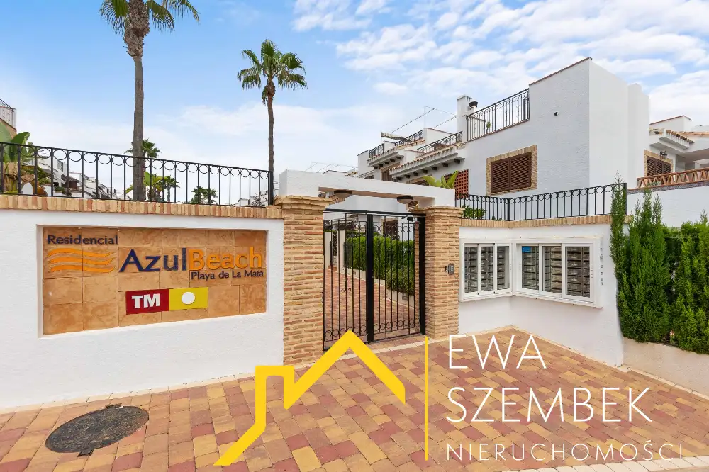 APARTAMENT Z BASENEM, 200M OD PLAŻY W LA MATA - Mieszkanie na sprzedaż