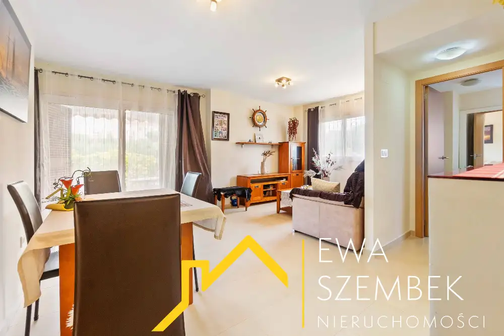 APARTAMENT Z BASENEM, 200M OD PLAŻY W LA MATA - Mieszkanie na sprzedaż