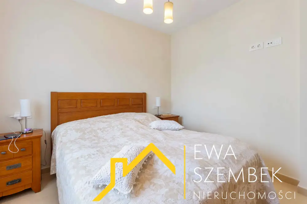 APARTAMENT Z BASENEM, 200M OD PLAŻY W LA MATA - Mieszkanie na sprzedaż