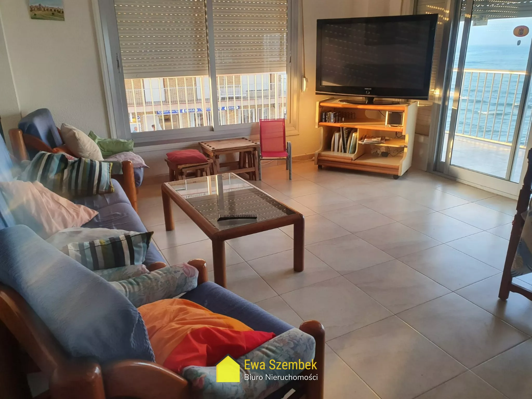 Apartment w   Arenales del Sol - Mieszkanie na sprzedaż