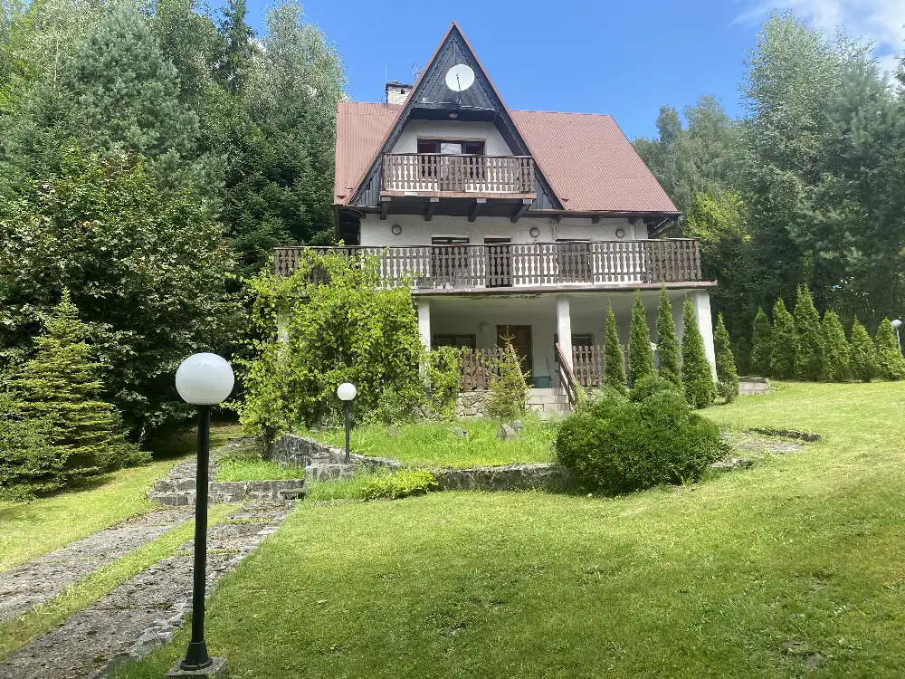Dom w górach w powiecie myślenickim - Mieszkanie w górach na sprzedaż