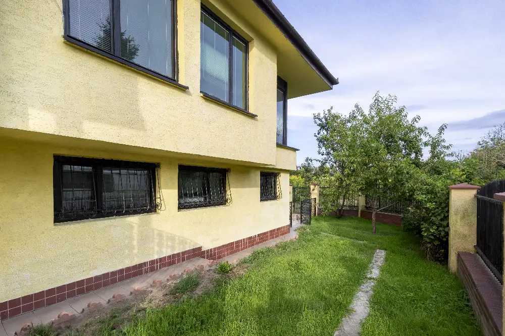 Dom o powierzchni całkowitej 254,33 m2, działka 496m2 - Dom w górach na sprzedaż