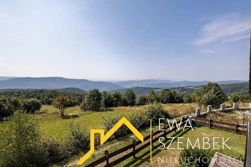 Dom na wzgórzu  z bajecznym widokiem w Zawadce - Dom w górach na sprzedaż