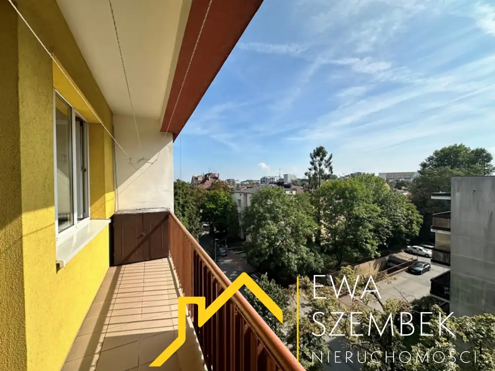 Osiedle Oficerskie/ 50 m2/ 2 pokoje plus kuchnia/ balkon - Mieszkanie na sprzedaż Kraków