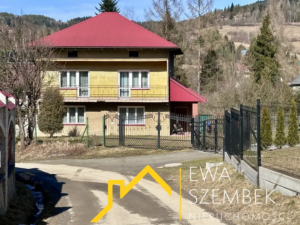 Dom w górach na dużej działce w gminie Mszana Dolna - Dom w górach na sprzedaż
