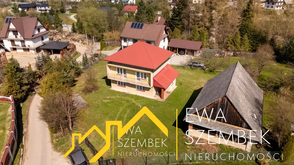 Dom w górach na dużej działce w gminie Mszana Dolna