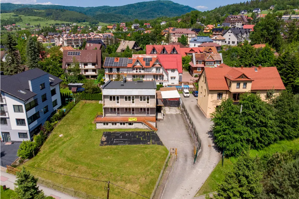 Wyjątkowy dom z potencjałem w centrum Rabki-Zdrój – idealny na inwestycję - Dom w górach na sprzedaż