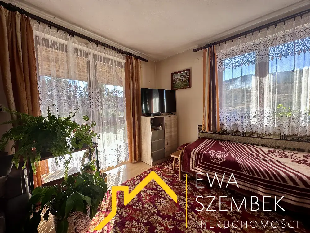 Dom w Beskidzie Małym z pięknym widokiem na góry - Dom w górach na sprzedaż