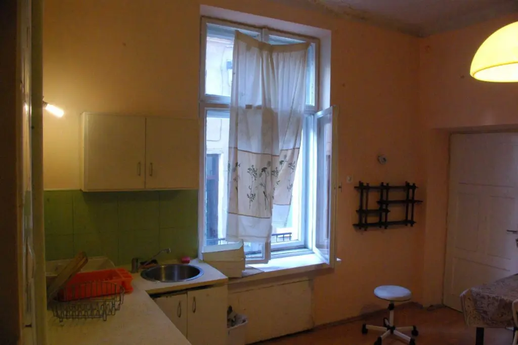 Stare Miasto mieszkanie sprzedam do remontu - Mieszkanie na sprzedaż Kraków