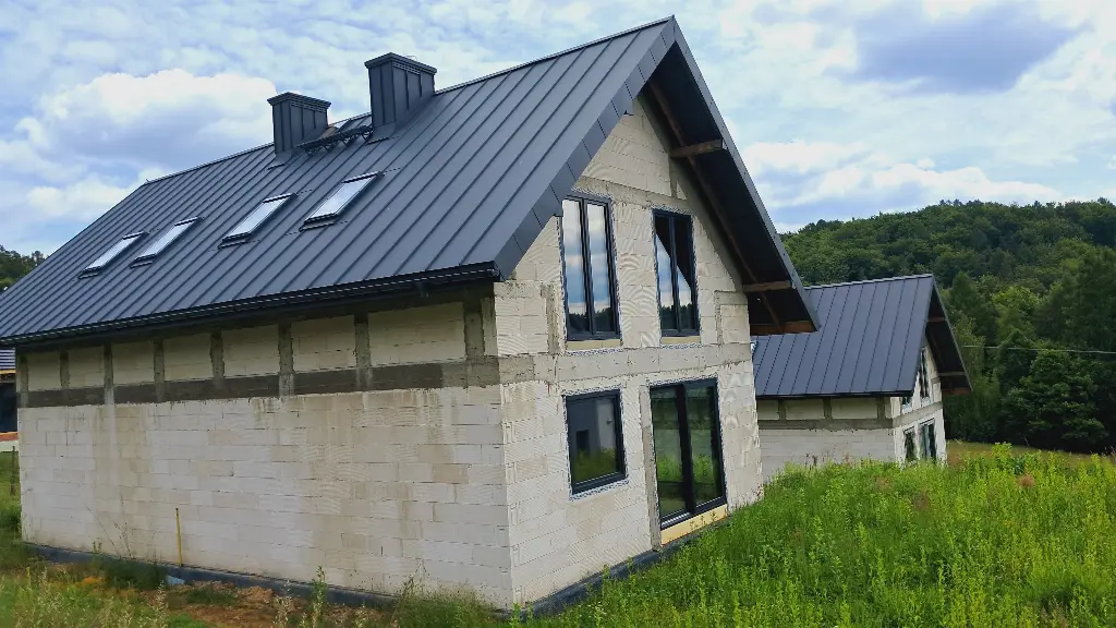 Nowoczesny dom z pięknym widokiem blisko jeziora - Dom w górach na sprzedaż