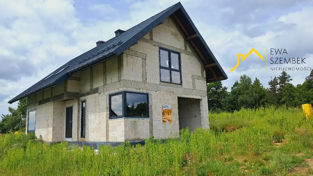 Nowoczesny dom z pięknym widokiem blisko jeziora - Dom w górach na sprzedaż