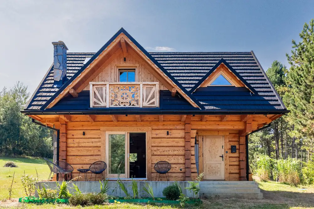 Drewniany dom gotowy do zamieszkania lub inwestycji | 45 arów działka