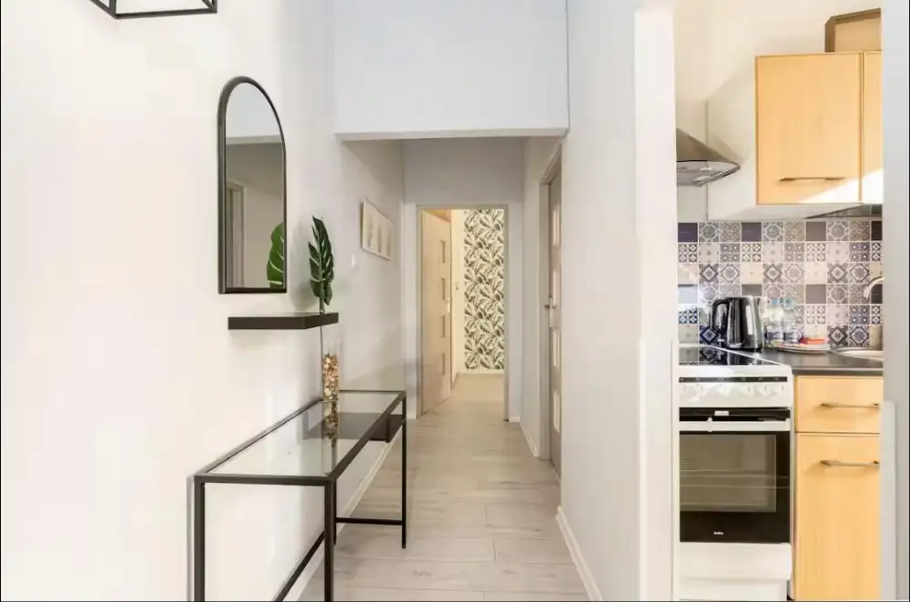 Na sprzedaż 2-pokojowe mieszkanie 36 m² z piwnicą – ul. Rakowicka, Stare Miasto, Kraków