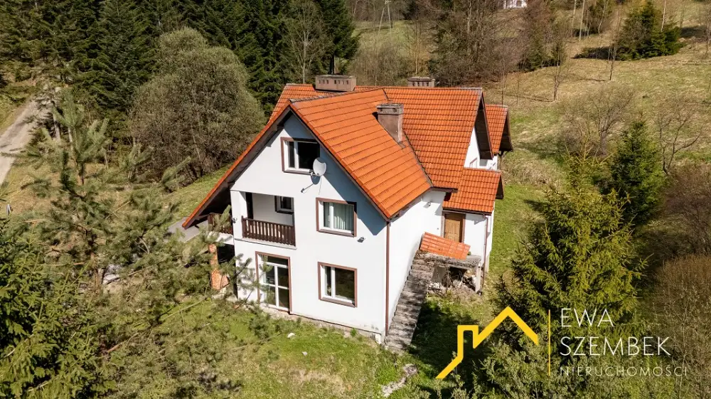 Dom w zielonym zaciszu Szczawy – przy lesie, wśród natury