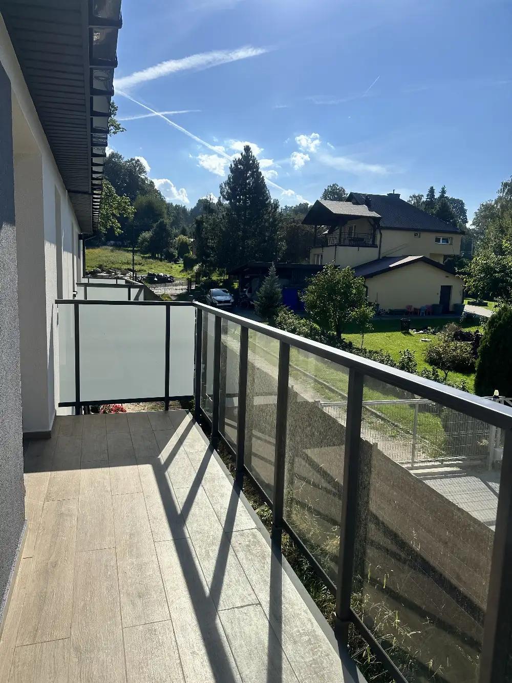 Dwupoziomowe mieszkanie 95m2 z ogródkiem 50m2, niska zabudowa, Libertów, stan deweloperski