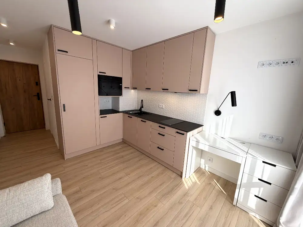 Salwator/ Kościuszki / studio z balkonem po gen remoncie