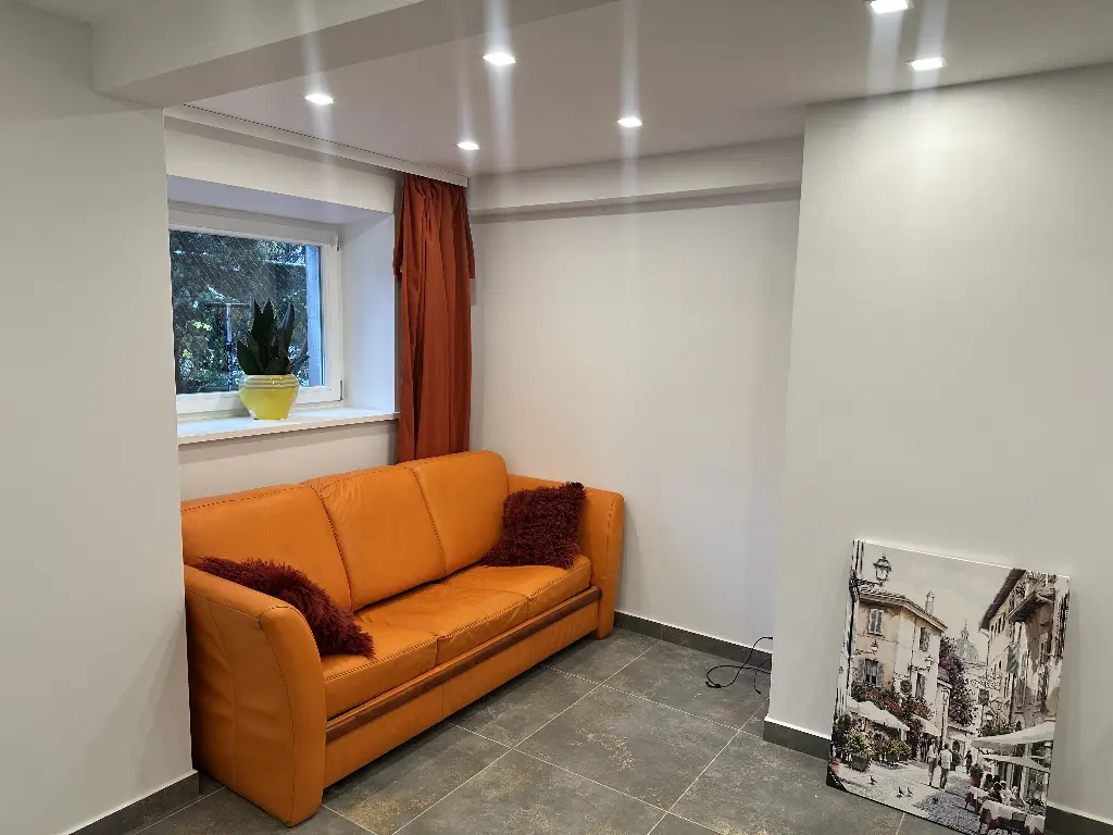 lokal usługowy w przyziemiu/ 17 m2/ Karmelicka - Lokal usługowy na wynajem Kraków