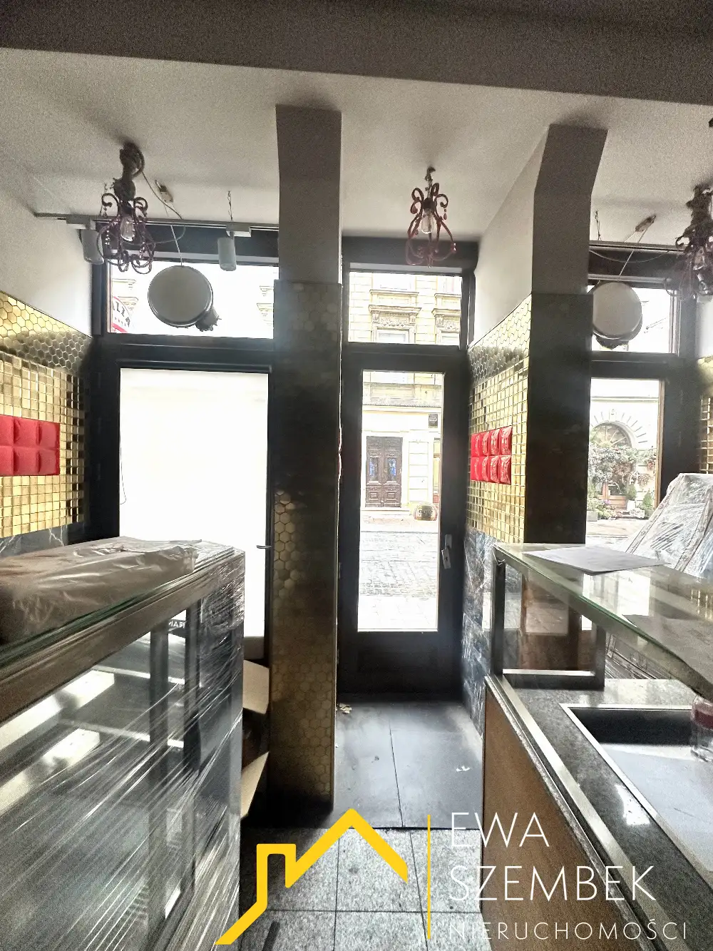 Obręb Plant/ Rynek Główny / front z witryną/ odstępne - Lokal gastronomiczny na wynajem Kraków