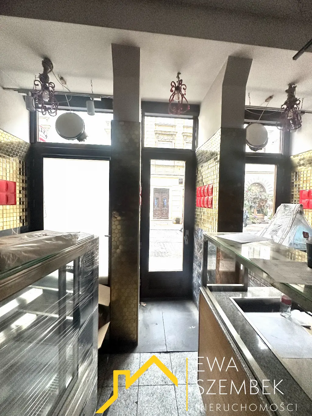 Obręb Plant/ Rynek Główny / front z witryną/ odstępne - Lokal gastronomiczny na wynajem Kraków