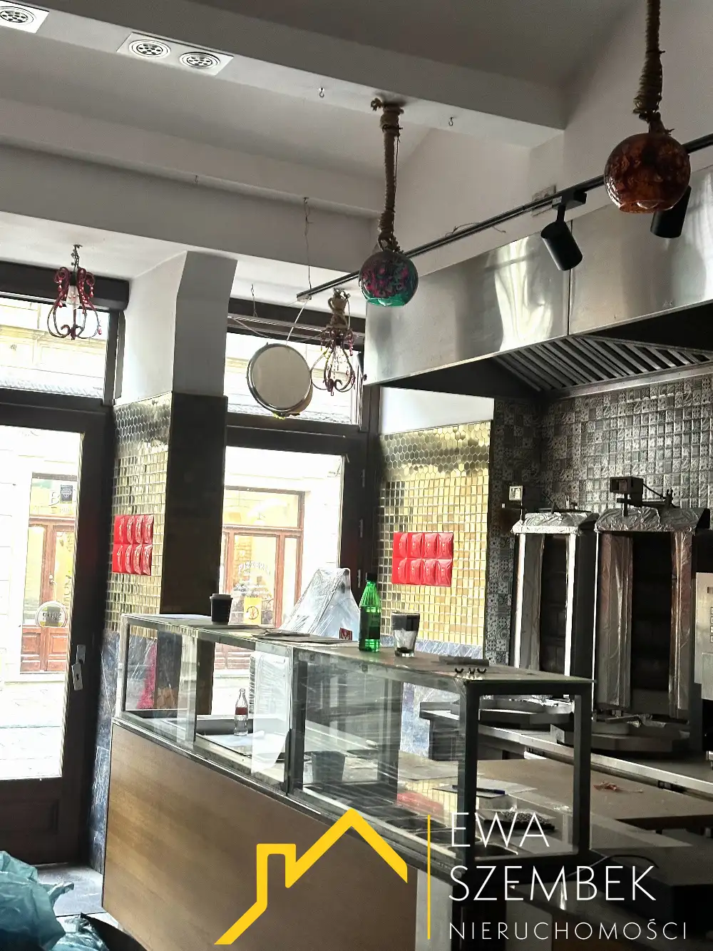 Obręb Plant/ Rynek Główny / front z witryną/ odstępne - Lokal gastronomiczny na wynajem Kraków