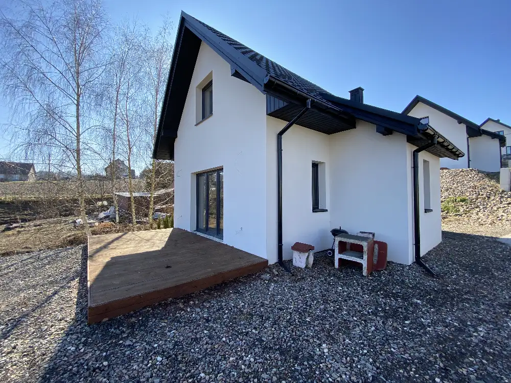 Dom w okolicach Gdowa z malowniczym widokiem na naturę