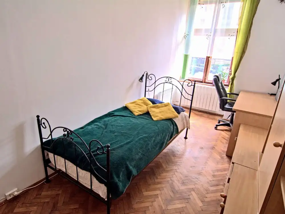 Stare Miasto okolice Długiej mieszkanie 3 pokojowe