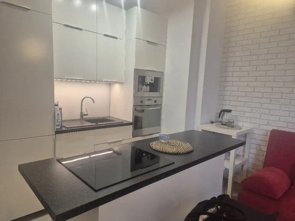 Stare Miasto apartament blisko Rynku w wysokim standardzie sprzedam