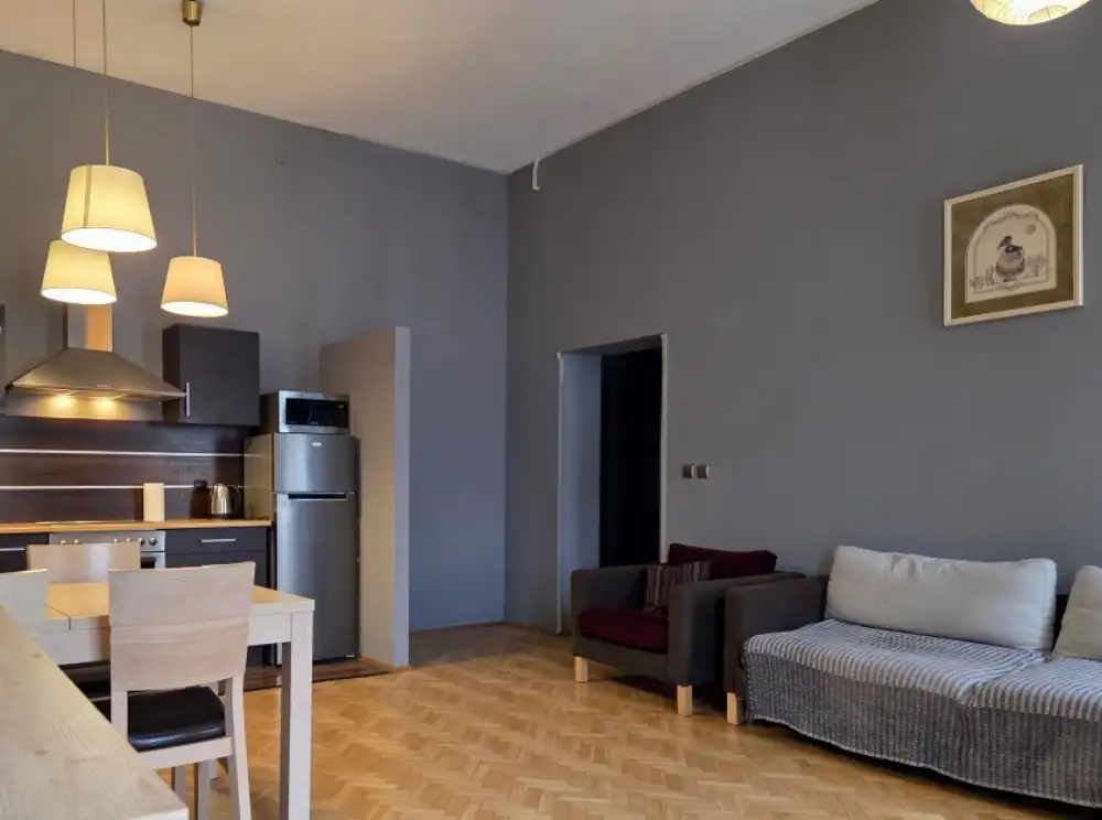 Kazimierz ok. Miodowej/ ok. Bożego Ciała, 2 pokoje, II piętro