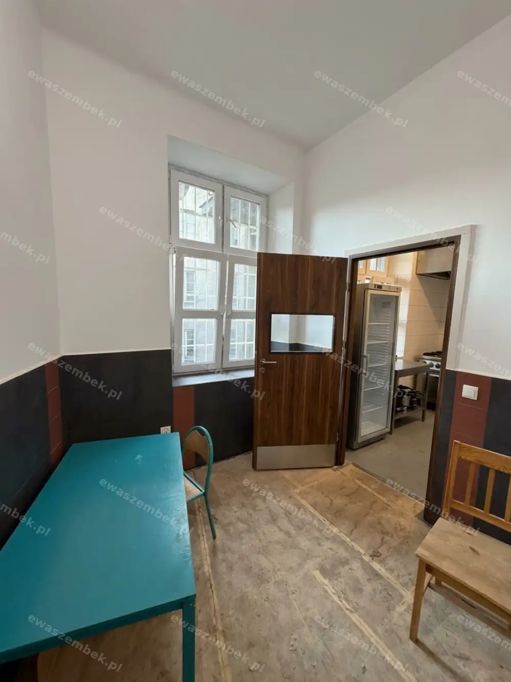 Kazimierz/ lokal gastronomiczny/ koncesja/ witryna/65m2